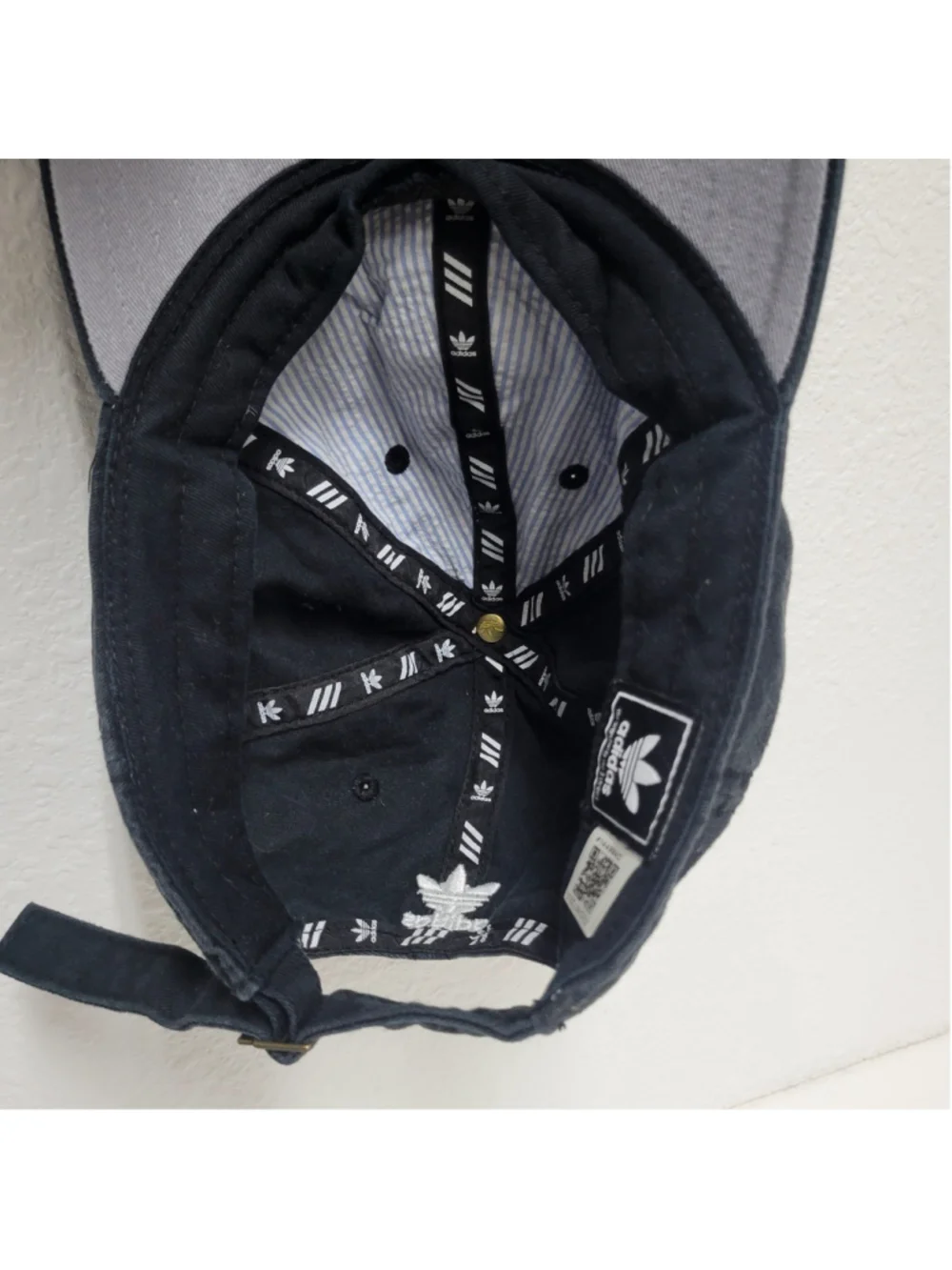 Adidas Baseball Hat Cap Black One Size Embroidered Logo Excellent Condition